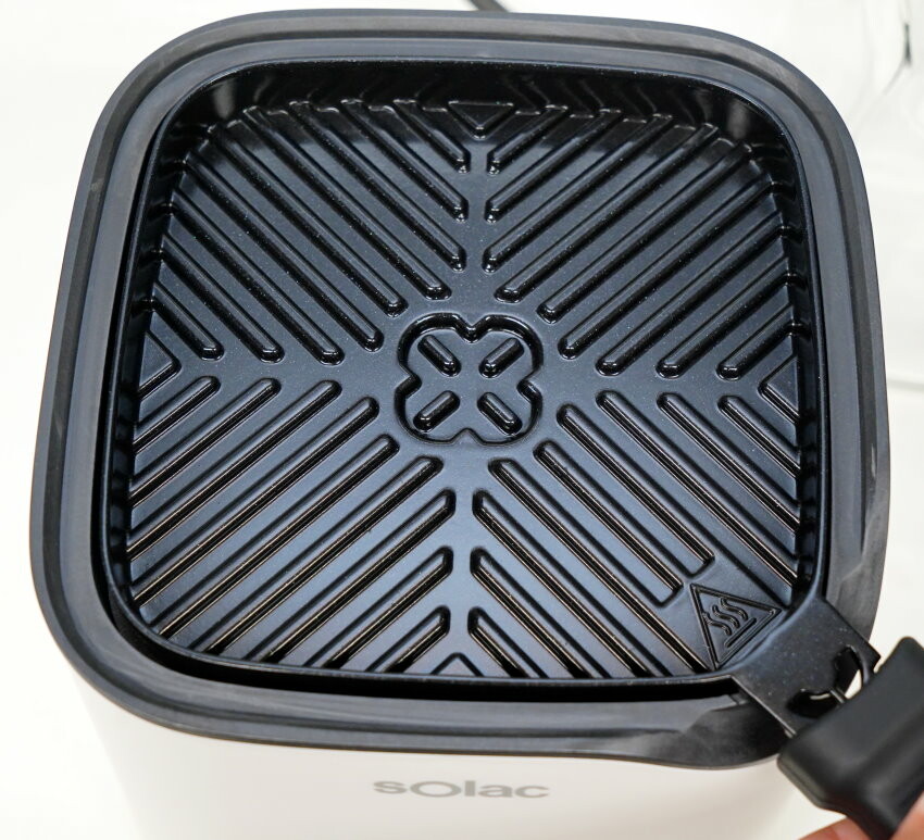 【開箱】Solac 迷你氣炸鍋．簡約外型+超省空間!氣炸、煎烤一機完成!