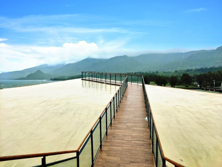 【屏東親子住宿】墾丁長灘休閒飯店.超大遊戲室+戲水池+賽車,住宿好選擇!