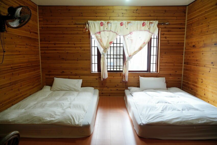 【花蓮景點】來去赤柯山住一晚!加蜜園無菜單金針花料理、住宿推薦!