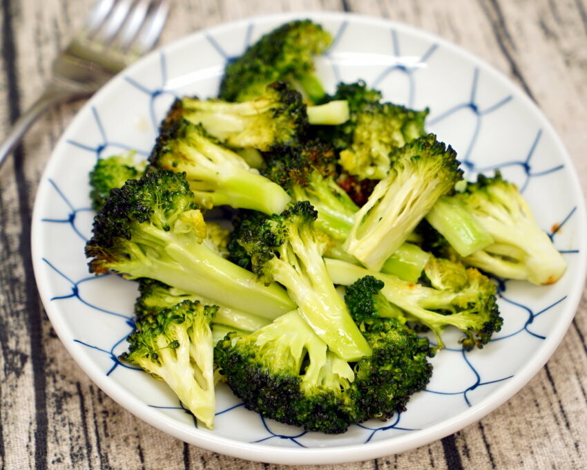 【開箱】Solac 迷你氣炸鍋．簡約外型+超省空間!氣炸、煎烤一機完成!