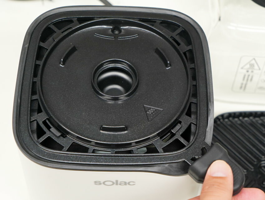 【開箱】Solac 迷你氣炸鍋．簡約外型+超省空間!氣炸、煎烤一機完成!