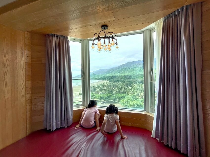 【屏東親子住宿】墾丁長灘休閒飯店.超大遊戲室+戲水池+賽車,住宿好選擇!