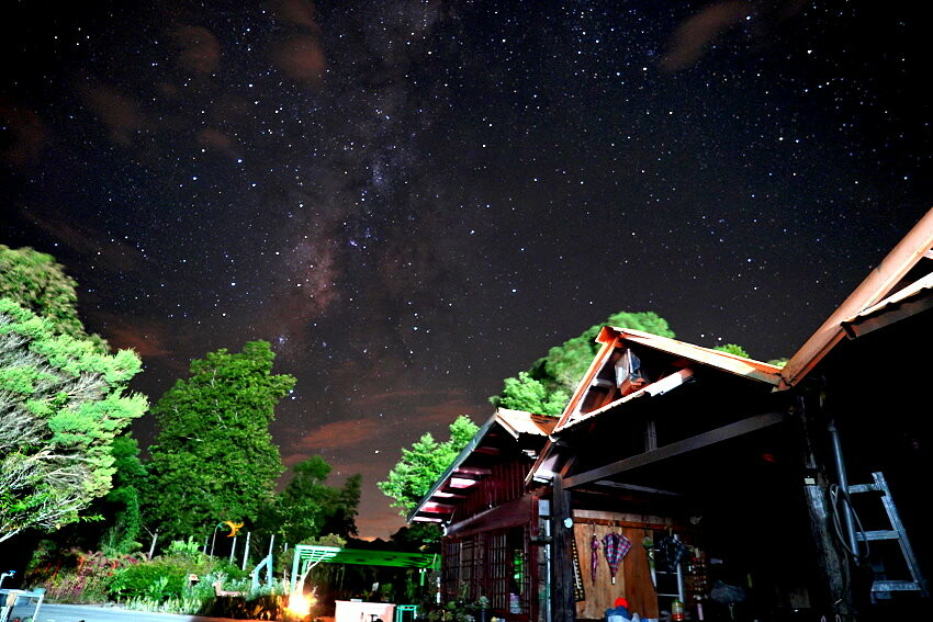 【花蓮景點】來去赤柯山住一晚!加蜜園無菜單金針花料理、住宿推薦!