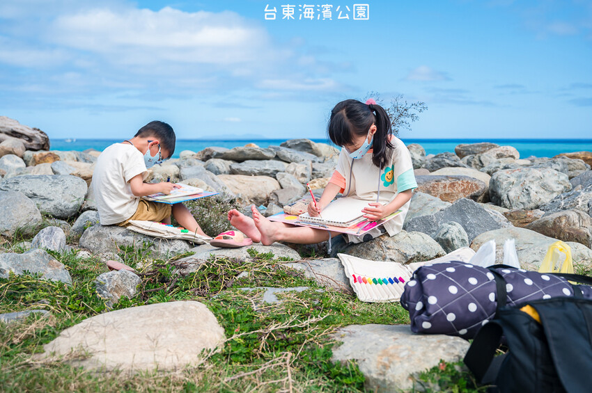 |台東景點|國際地標(海濱公園),眺望太平洋蔚藍的無敵海景,也是賞日出的最佳景點 - Hallo!I'm 婷兒
