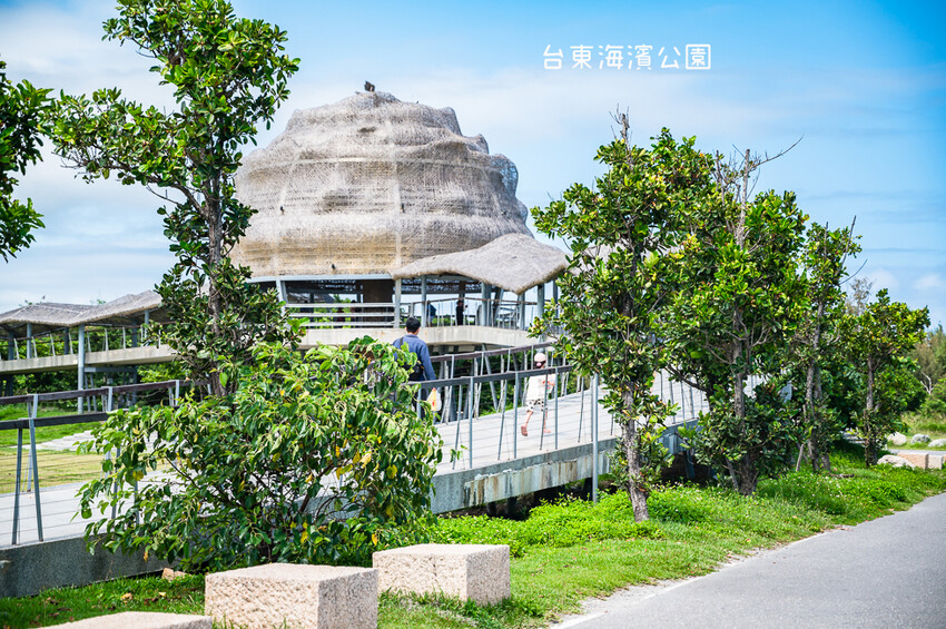 |台東景點|國際地標(海濱公園),眺望太平洋蔚藍的無敵海景,也是賞日出的最佳景點 - Hallo!I'm 婷兒