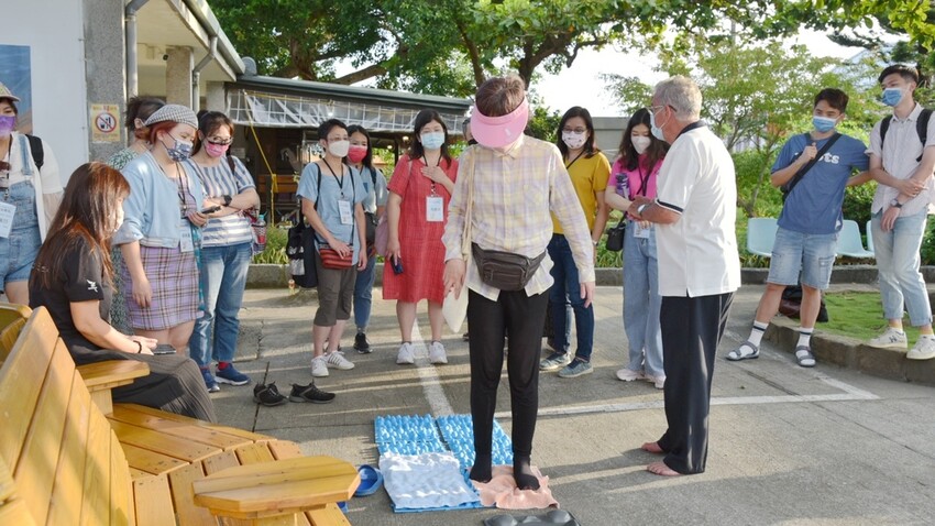 台東長濱東河遊程推薦|吳若石神父足部健康驛站 足部反射健康法發跡地 蘭調織女 阿美族染、鉤、織工藝DIY體驗 貼近大自然的藝術饗宴|西莉亞玩樂人生 028.JPG