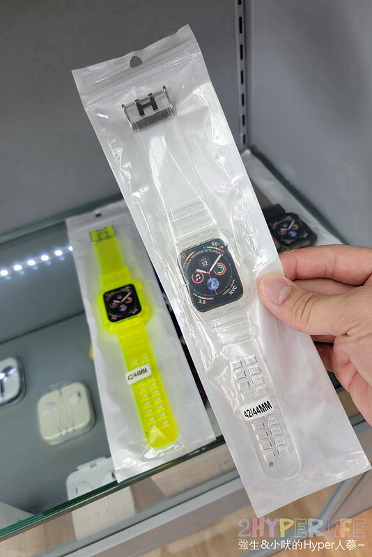 台中蘋果手機維修就找這家！直接在客戶面前拆解維修沒在怕你看，電池20分鐘完全搞定，現場還有零食可免費享用