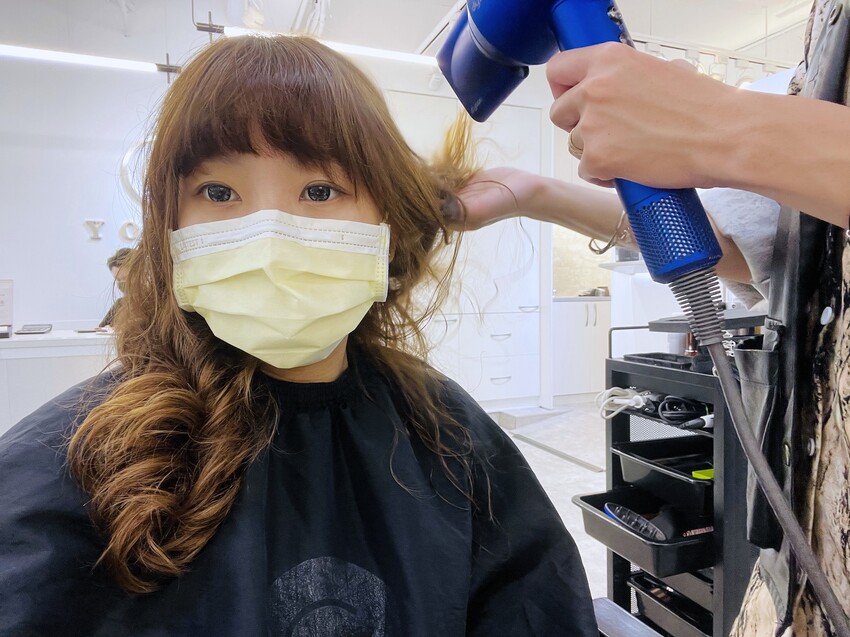 【鉅洋髮藝 公館店】公館燙髮染髮推薦！台北『燙髮＋護髮』美髮店推薦！夢幻捲髮『超持久』捲度！用新髮型迎接夏天～