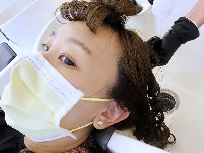 【鉅洋髮藝 公館店】公館燙髮染髮推薦！台北『燙髮＋護髮』美髮店推薦！夢幻捲髮『超持久』捲度！用新髮型迎接夏天～