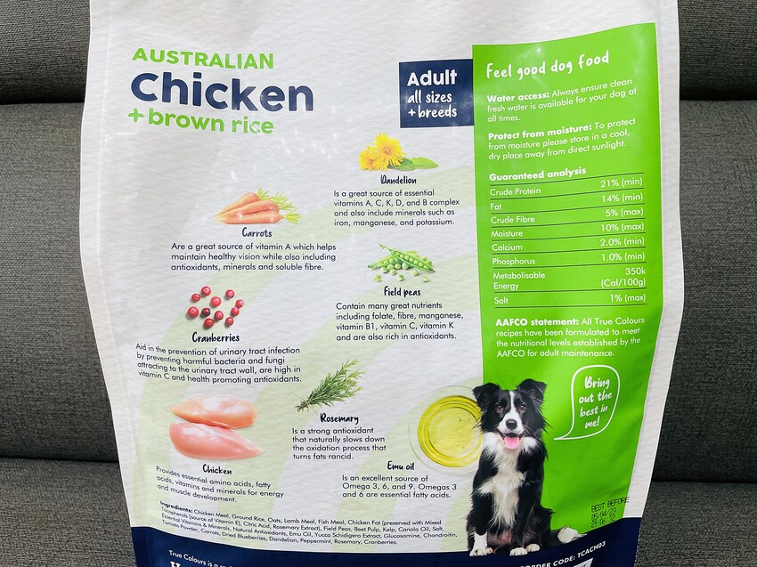 【初卡樂True Colours】狗飼料推薦！『澳洲羔羊+糙米』、『澳洲嫩雞+糙米』，來自澳洲的健康營養配方～小臘腸咪咪愛吃的美味狗糧！