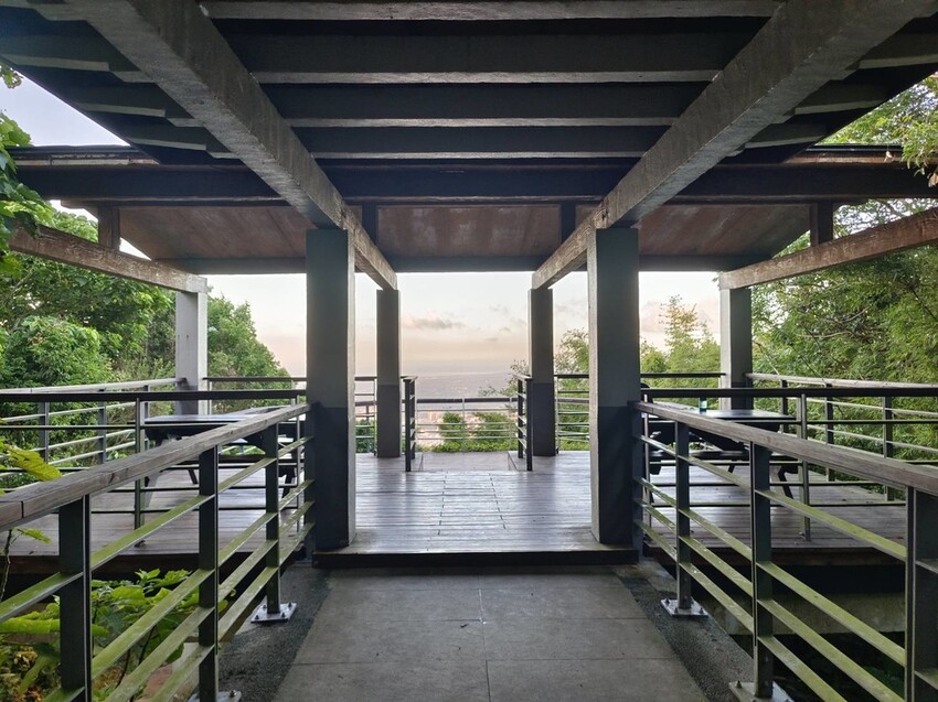 【台北.五股】帶著貓咪爬山去。觀音山硬漢嶺賞夕陽+夜景。大台北盆地美景盡收眼底