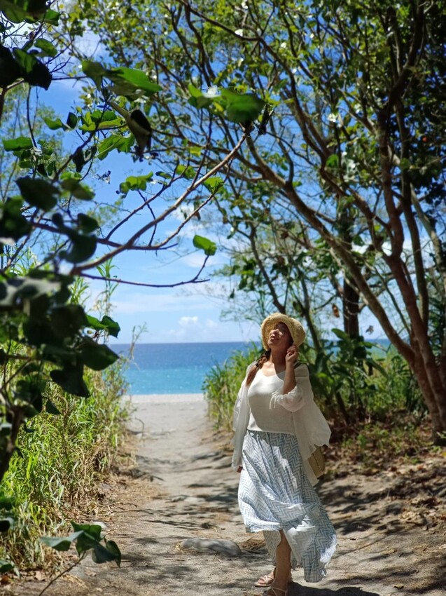 【花蓮.新城】免費寵物景點。曼波海灘散散步。賞超美麗海灣