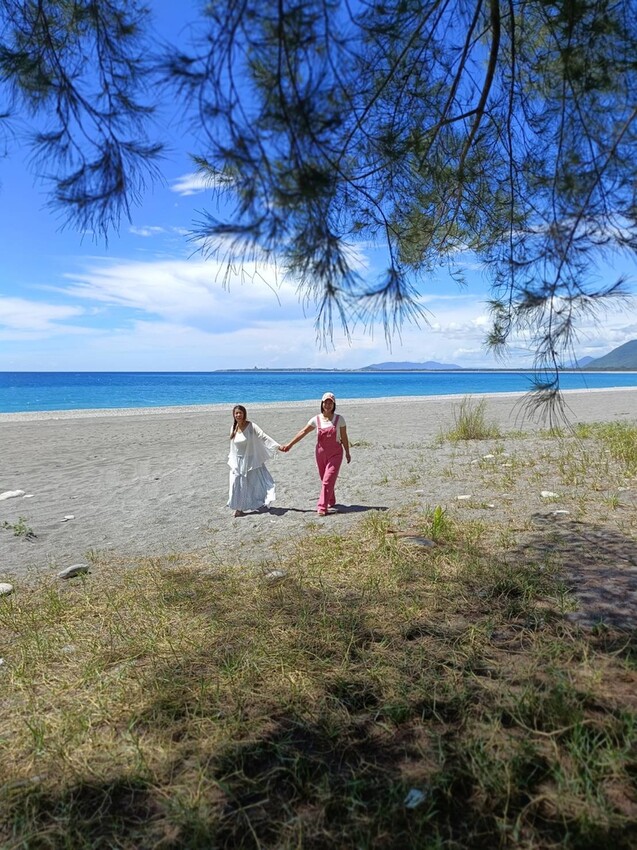 【花蓮.新城】免費寵物景點。曼波海灘散散步。賞超美麗海灣