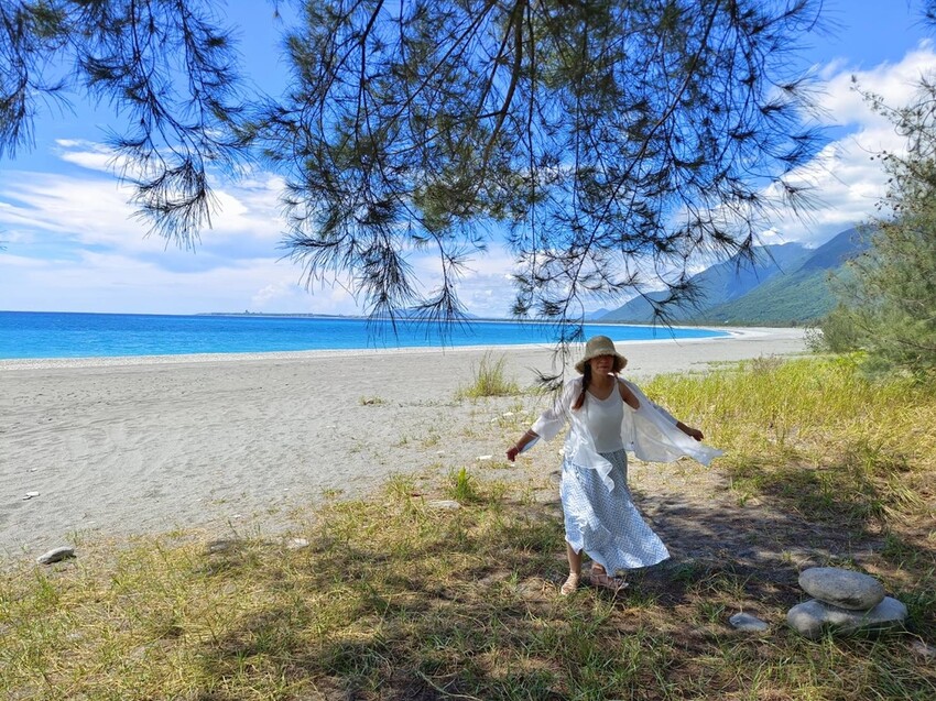 【花蓮.新城】免費寵物景點。曼波海灘散散步。賞超美麗海灣