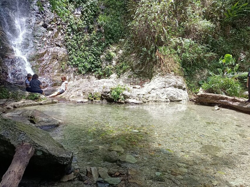 【花蓮.市區】撒固兒步道散散步。簡易好走有瀑布。穿裙子都能輕鬆駕馭。來回約一小時