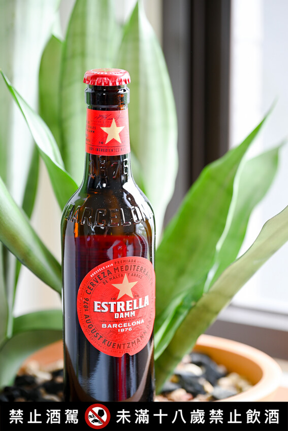 夏日炎炎~追劇享美食,披薩、炸雞的好朋友|星達姆啤酒ESTRELLA DAMM BEER » 阿君的玩食天堂