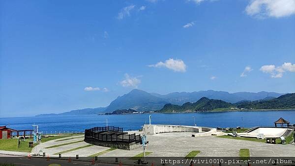 基隆.中正-北北基首座大型水族館,海底隧道VR體驗,還有絕美海景咖啡館!2022年6月新開幕快來衝一波