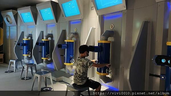 基隆.中正-北北基首座大型水族館,海底隧道VR體驗,還有絕美海景咖啡館!2022年6月新開幕快來衝一波