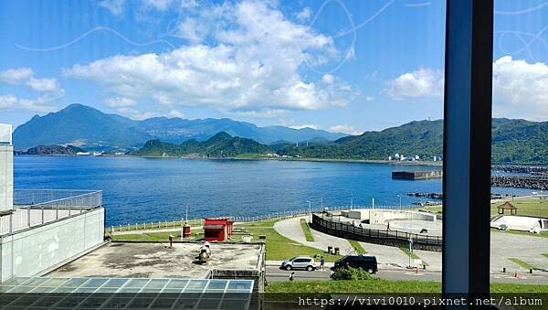 基隆.中正-北北基首座大型水族館,海底隧道VR體驗,還有絕美海景咖啡館!2022年6月新開幕快來衝一波