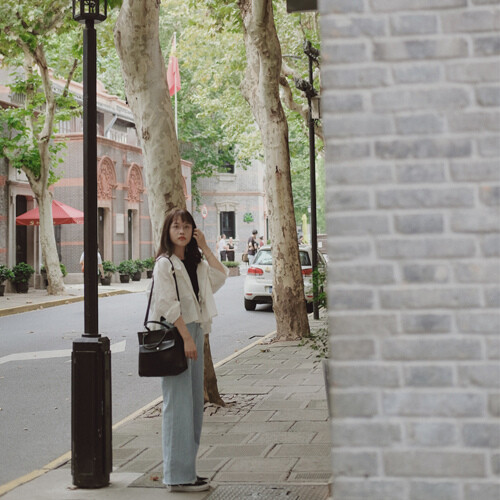 讓眼睛做一個舒緩SPA｜AURAI 酷熱敷Vision Plus 水波式冷熱敷按摩眼罩 ｜生活小物｜台灣在地研發製造， 世界首創水波式按摩系統、使用醫療級抗敏矽膠 ♥ 眼部放鬆、眼部按摩、抒壓眼部