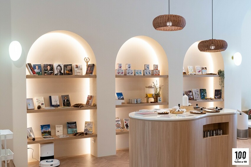 【百味生活】LoveFu-台中體驗店｜ 無壓試躺打造沉浸睡眠，撐腰樂眠床 2 睡感大升級！ | 別墅裡的 100 種味道