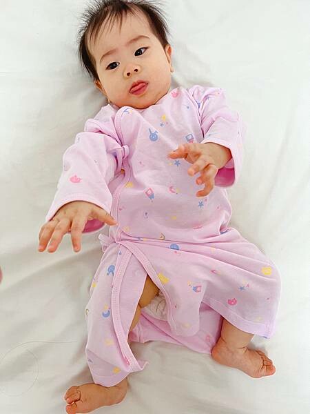 (育兒推薦)Newstar明日之星 台灣製嬰兒品牌 純棉製質感一百 新生兒彌月禮盒推薦 最愛透氣材質很適合怕熱寶