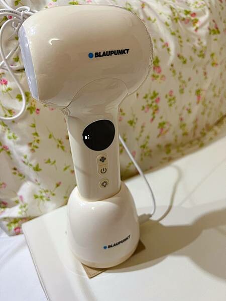 (育兒推薦)MYFEEL 德國藍寶 寶寶吹風機BPH-D02U 開箱評測 第一台從寶寶視角出發的設計 結合無線設計x低溫x