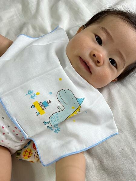 (育兒推薦)Newstar明日之星 台灣製嬰兒品牌 純棉製質感一百 新生兒彌月禮盒推薦 最愛透氣材質很適合怕熱寶