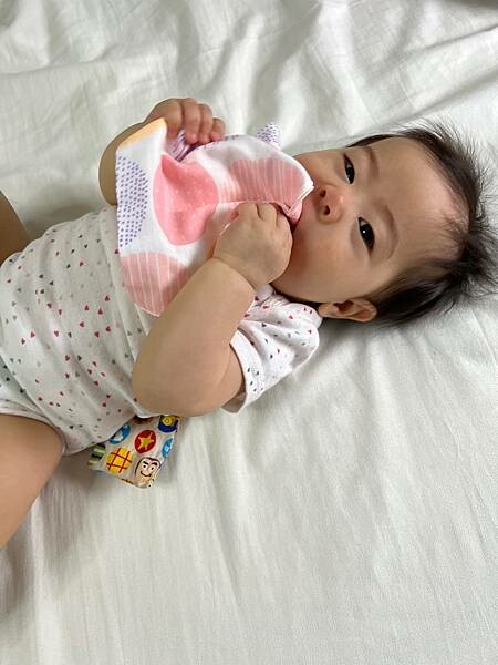 (育兒推薦)Newstar明日之星 台灣製嬰兒品牌 純棉製質感一百 新生兒彌月禮盒推薦 最愛透氣材質很適合怕熱寶