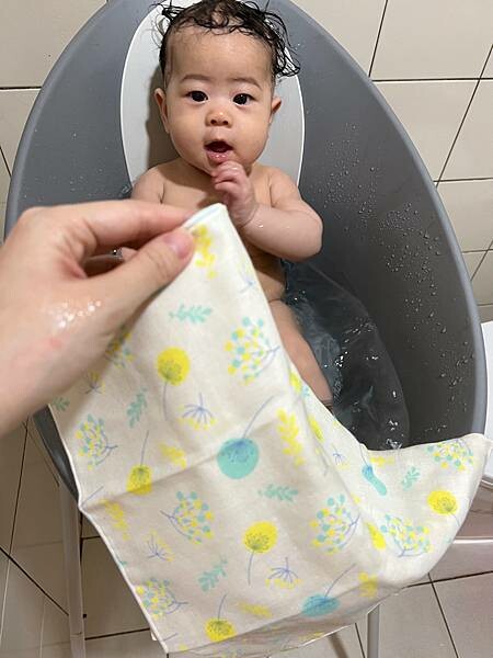 (育兒推薦)Newstar明日之星 台灣製嬰兒品牌 純棉製質感一百 新生兒彌月禮盒推薦 最愛透氣材質很適合怕熱寶