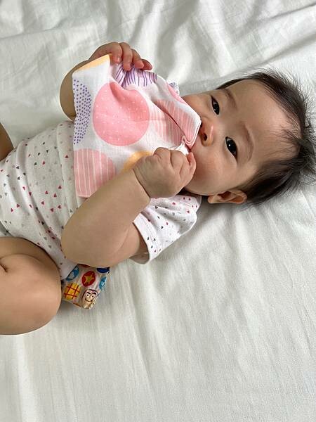 (育兒推薦)Newstar明日之星 台灣製嬰兒品牌 純棉製質感一百 新生兒彌月禮盒推薦 最愛透氣材質很適合怕熱寶