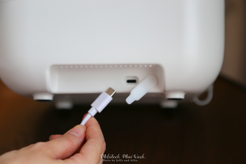 【質感家電】迷你洗衣機MOFIITECH MiniWash，紫外光抑菌，輕巧方便好攜帶！ - 又要飛去哪！？