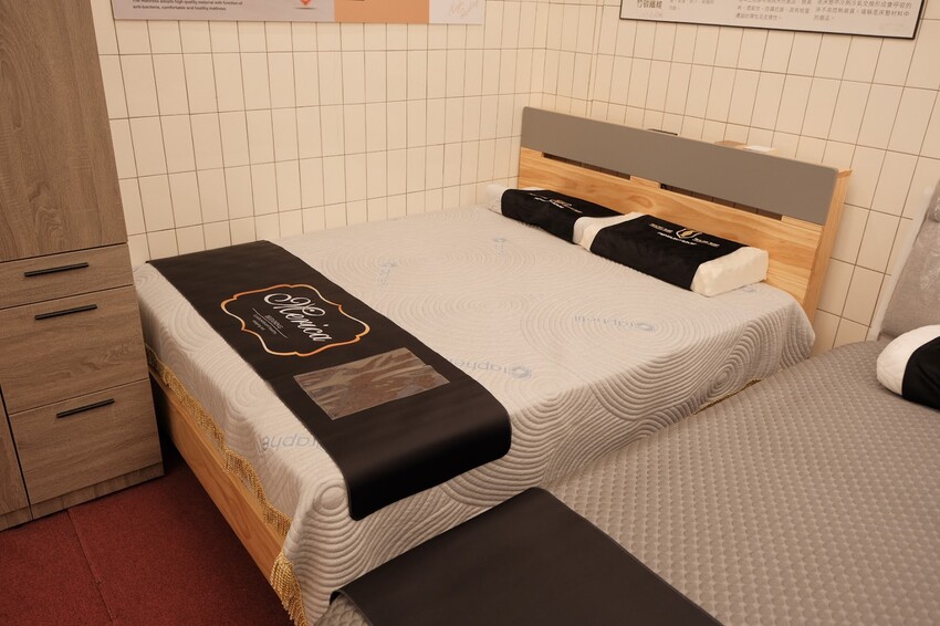 【板橋家具推薦】泰宏家具～平價沙發工廠直營、客製化沙發、免費到府丈量～還有床組、護腰椎床墊、收納櫃、升降茶几多樣選擇！台灣MIT製造～