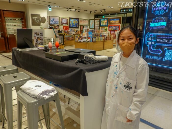 台中體驗｜ EXPLORE 有意思酒精畫》不限年齡都可體驗，DIY創作獨一無二的紀念品，零美術基礎也能畫出藝術水準。 - 1個媽咪2個寶