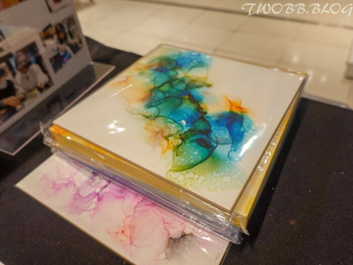 台中體驗｜ EXPLORE 有意思酒精畫》不限年齡都可體驗，DIY創作獨一無二的紀念品，零美術基礎也能畫出藝術水準。 - 1個媽咪2個寶