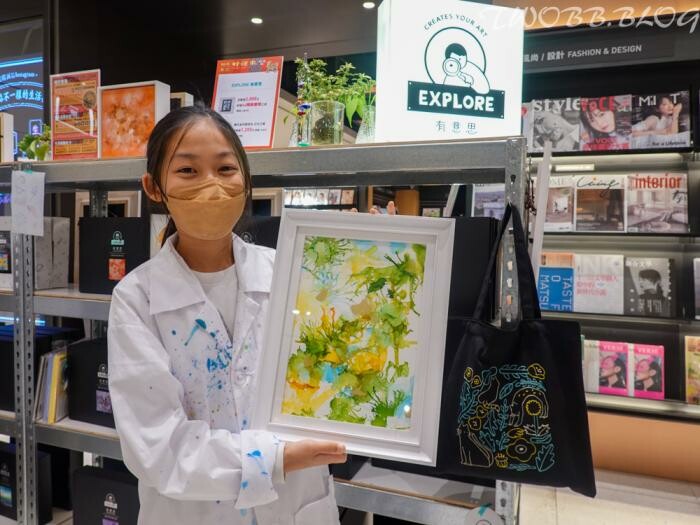 台中體驗｜ EXPLORE 有意思酒精畫》不限年齡都可體驗，DIY創作獨一無二的紀念品，零美術基礎也能畫出藝術水準。 - 1個媽咪2個寶