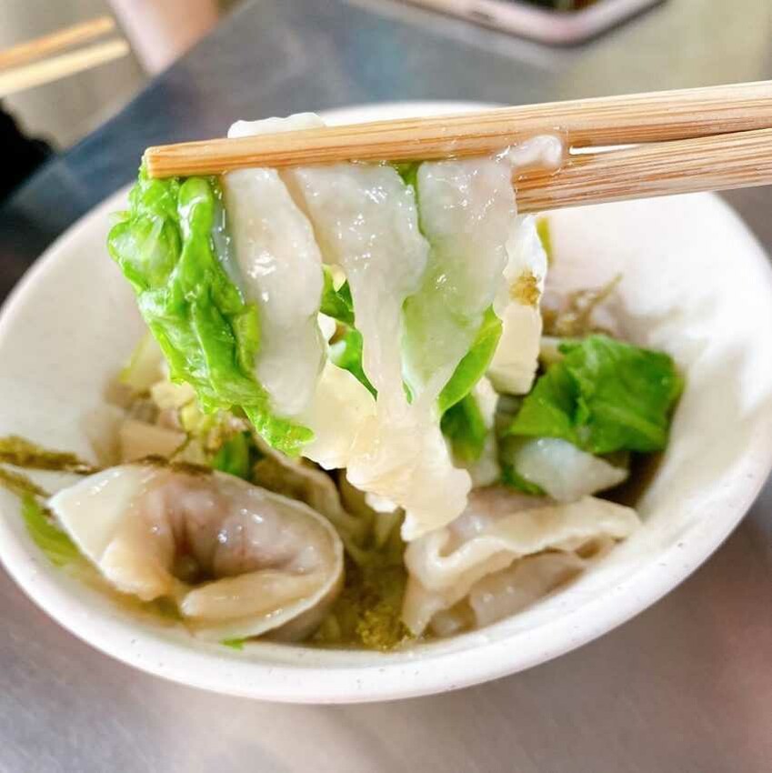 高雄旗津景點 |旗津老街美食 胡椒手工魚麵 旗津小吃 旗津在地美食 旗津吃什麼 旗津有什麼好吃