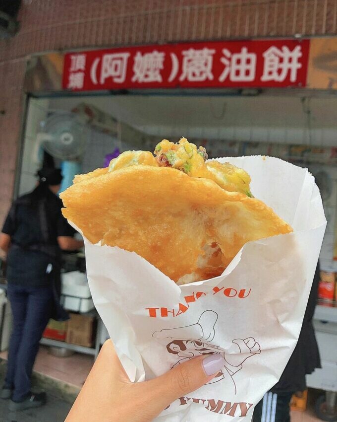 蘭陽博物館|想吃美食又想拍美照的話,「 蘭陽博物館 」是個不錯的選擇喔!不僅晴天雨天都相當適合參觀, 周邊美食 和 附近景點 更是一級棒~不但適合和姊妹淘、情侶一起來拍照打卡,也相當適合親子同遊!