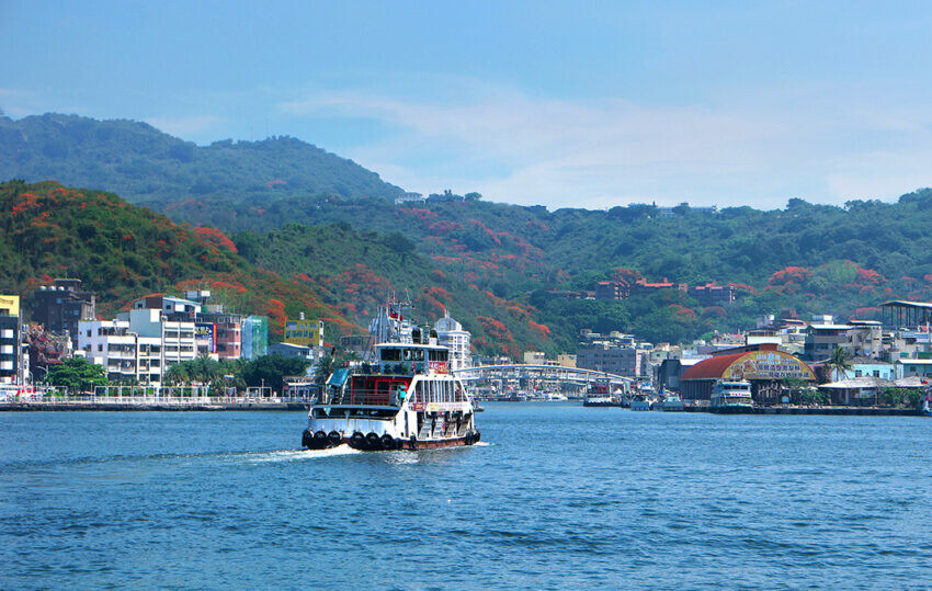 高雄旗津港-旗津渡輪船票 票價 搭船時間 搭船價格