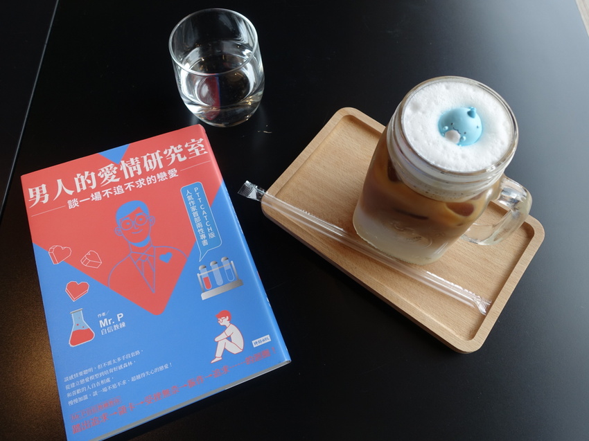 桃園|平鎮|咖啡廳 隱身在住宅區的寧靜空間 - Waiting for