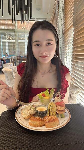 LINE_ALBUM_2022430_220430_15