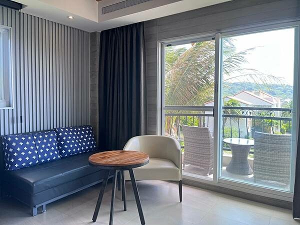 LINE_ALBUM_2022430_220430_17