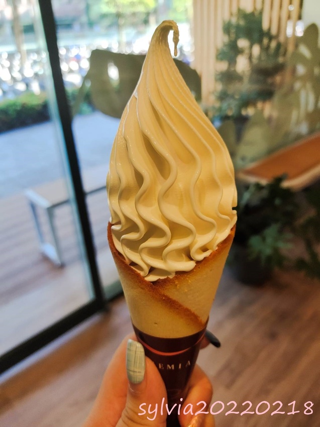 南京三民站，Cremia冰淇淋