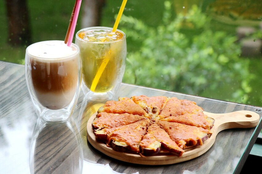 【桃園龍潭一日遊】探索三水×農遊輕旅-水土保持戶外教室/奉茶亭步道採茶/美人世家品茶/夏夕夏景玻璃屋景觀