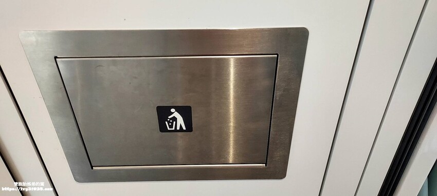 EMU3000城際列車:極簡風黑白列車 2022年 台鐵| 騰雲座艙 商務艙 體驗