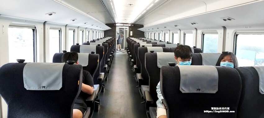 EMU3000城際列車:極簡風黑白列車 2022年 台鐵| 騰雲座艙 商務艙 體驗