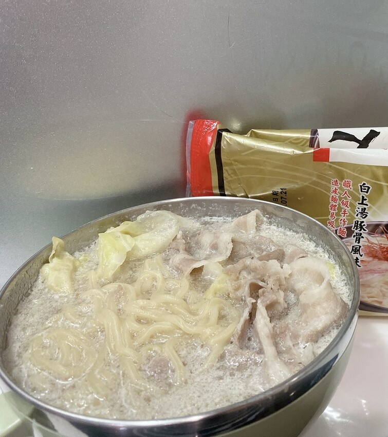 D51233A1-76BF-4701-8242-D195225FC81C