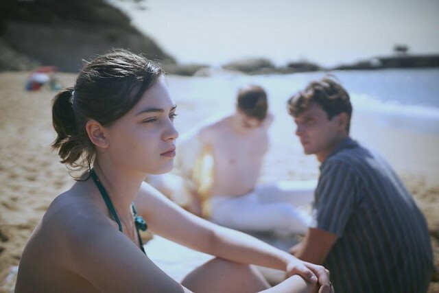 The movie posters & stills of French movie