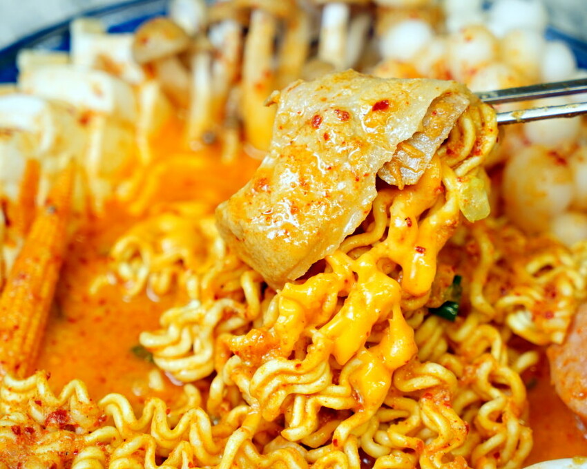 【開箱】老媽拌麵．道地韓式料理六分鐘快速上桌!