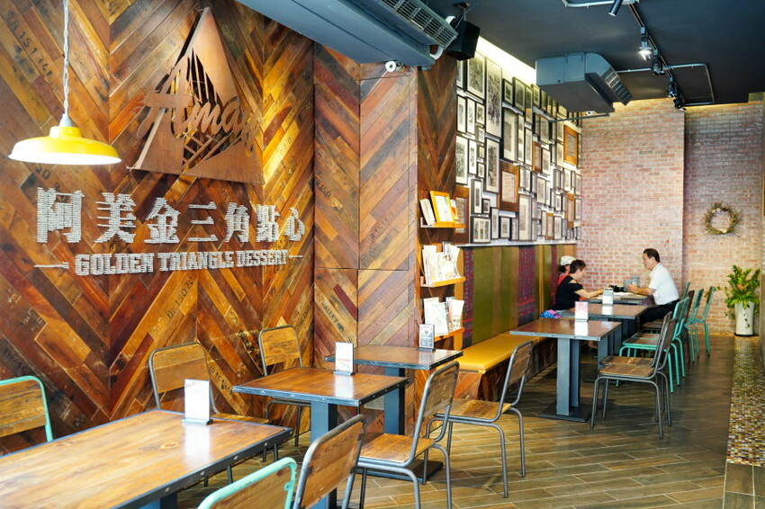 【桃園龍岡一日遊】異域故事館、癮食聖堂、八妹婆婆、忠貞眷村口米干麻辣滷味、異域Mortar&Pestle、阿美金三角點心!